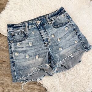 American Eagle Jean Shorts Embroidered Daisies 4 Country Coconut Cute
